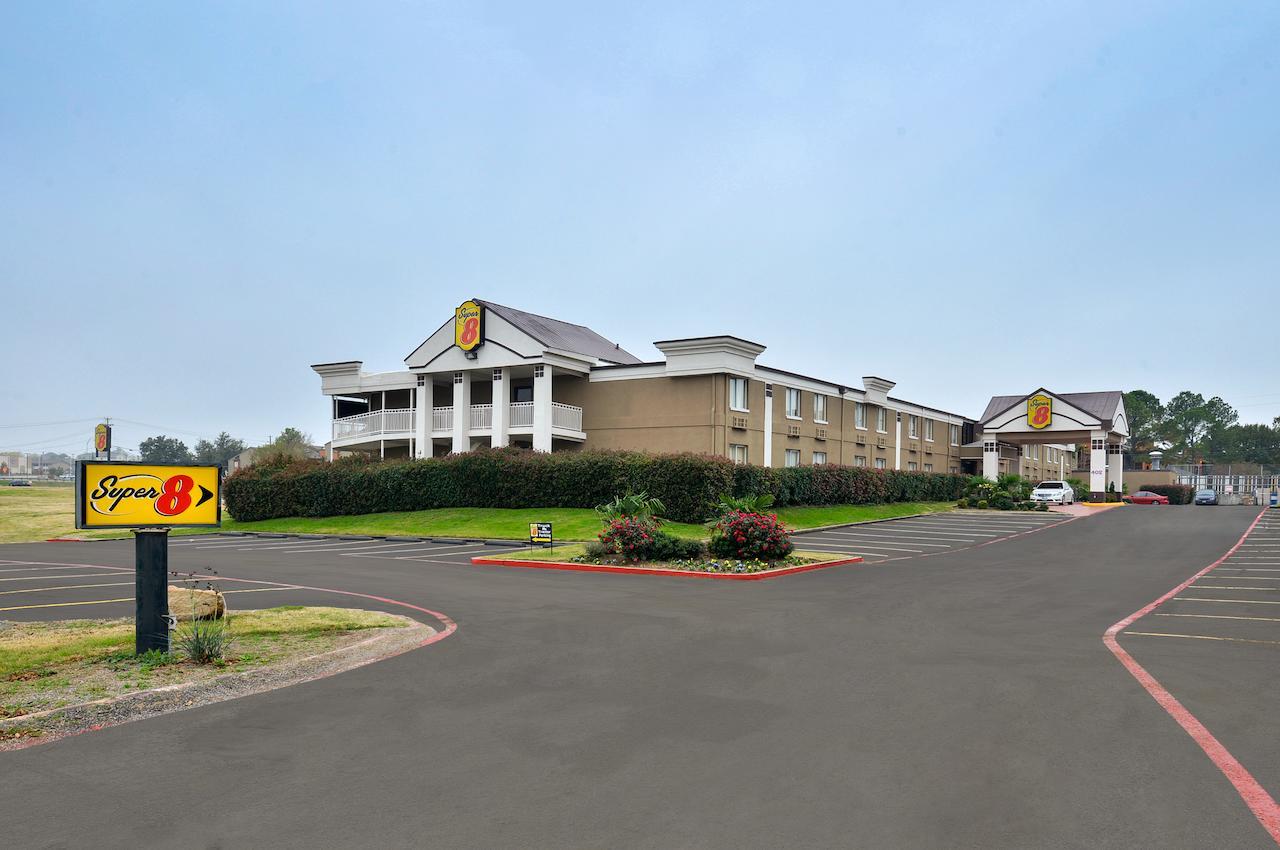 Super 8 By Wyndham Grand Prairie North Motel Luaran gambar